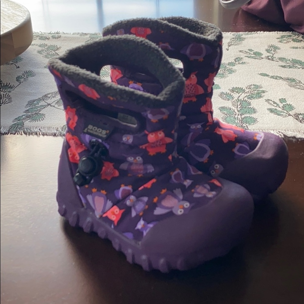Toddler Girls Bogs size 6
